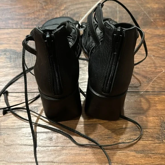 NEW! Steve Madden Black Leather Cherri Strappy Sandal - Size 7 - Picture 9 of 16